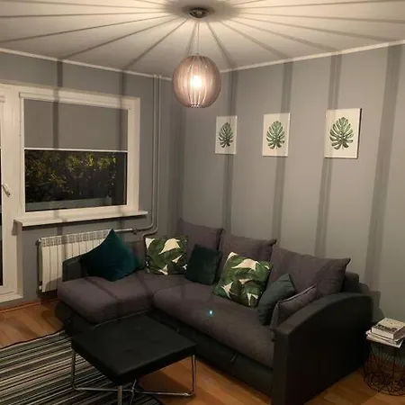 Korter Quiet And Comfortable With Parking For A For Two, One Or A Couple Guests With A Child *
