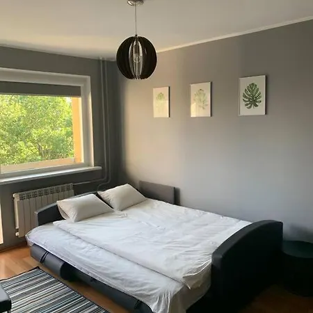 Korter Quiet And Comfortable With Parking For A For Two, One Or A Couple Guests With A Child