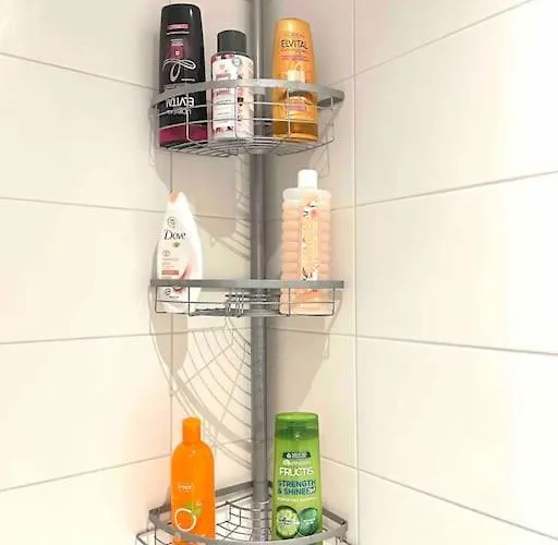 Quiet And Comfortable With Parking For A For Two, One Or A Couple Guests With A Child